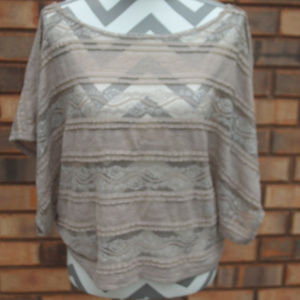 GRAY OVERSIZED BUTTERFLY TOP